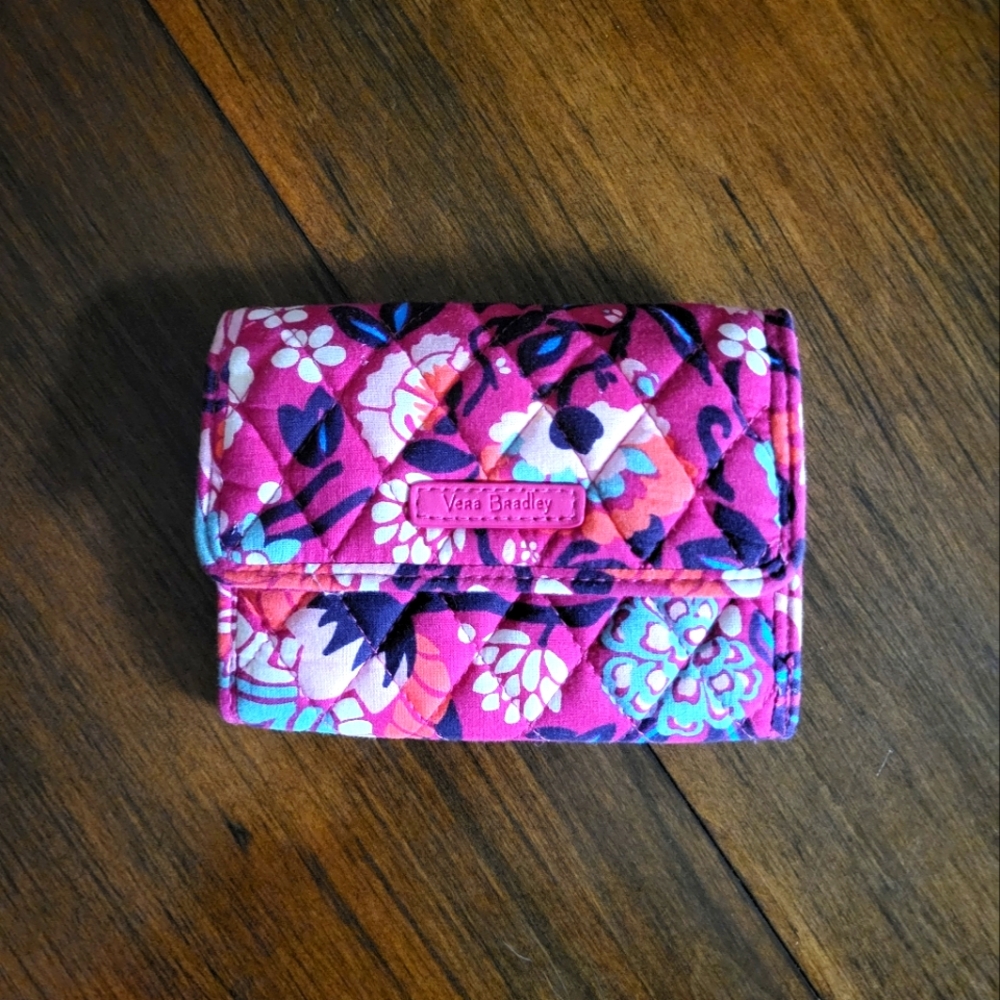 Small Vera Bradley Wallet